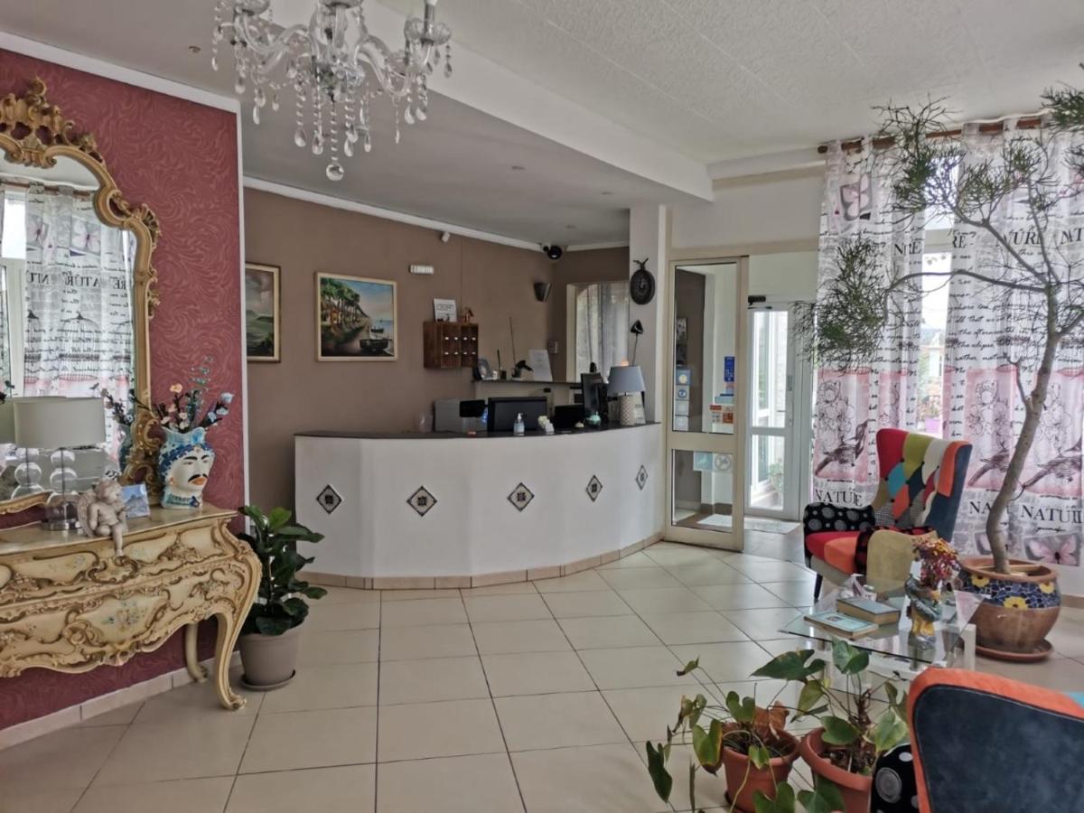 Bed and Breakfast Il Mirto E La Rosa Аренелла Экстерьер фото