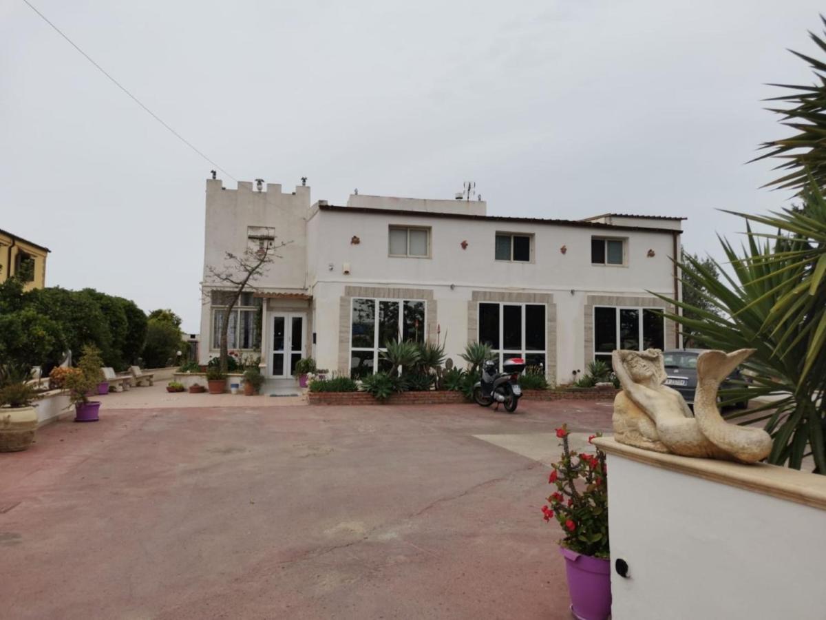 Bed and Breakfast Il Mirto E La Rosa Аренелла Экстерьер фото